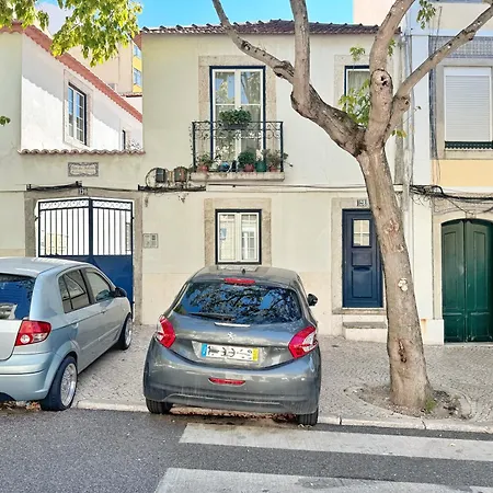 Apartament Curious Crow 1 With Patio By Homeful Homes