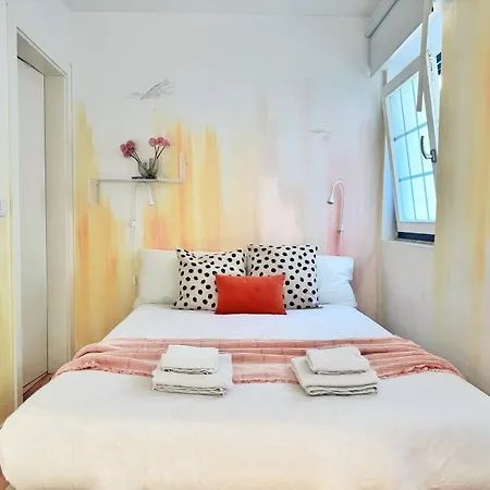 Curious Crow 1 With Patio By Homeful Homes *